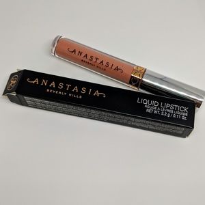 Anastasia liquid lipstick in Pure Hollywood
